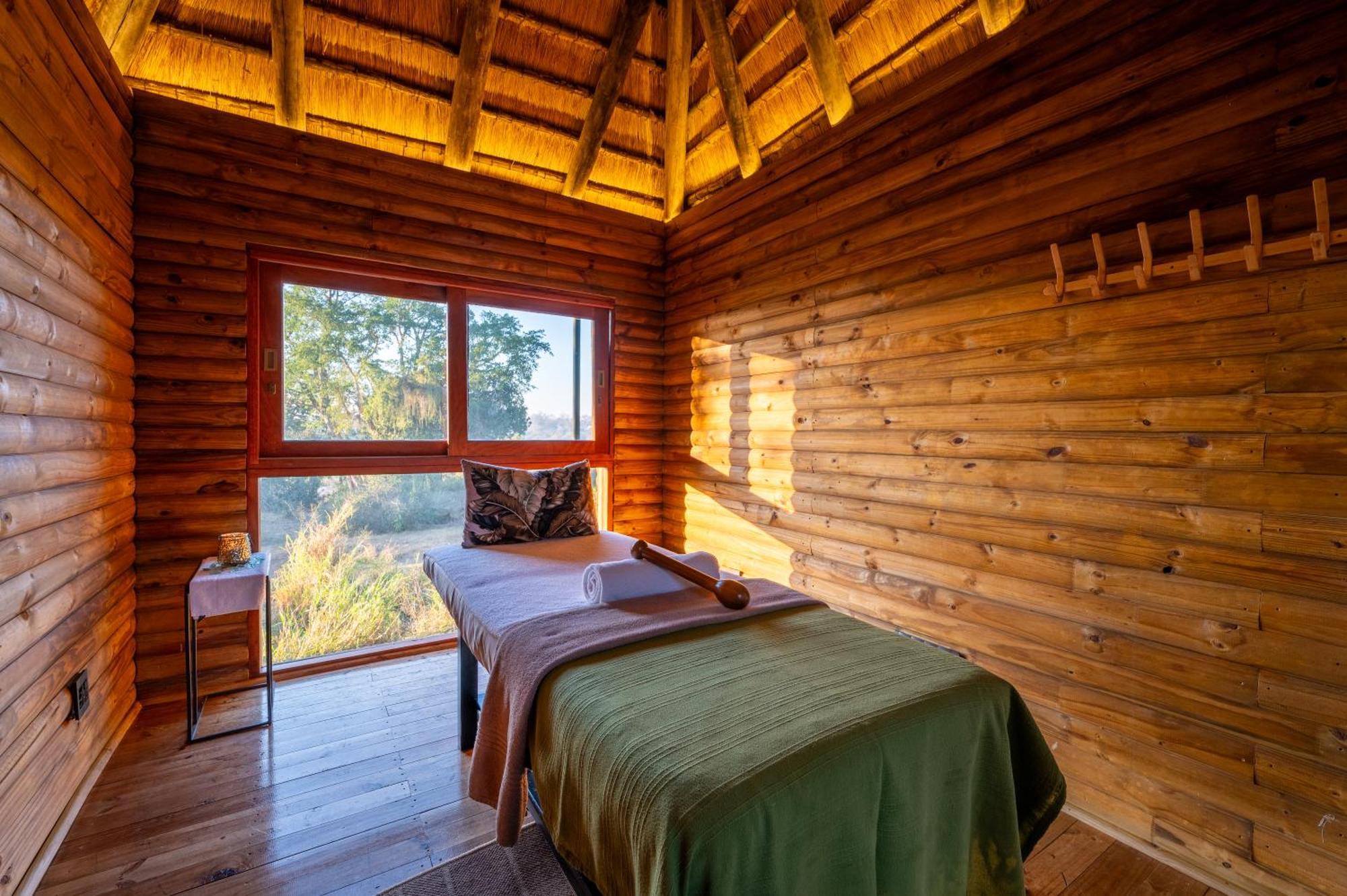 Kruger Gate Hotel Skukuza Buitenkant foto